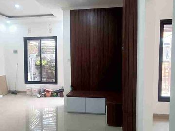 JUAL RUMAH SIAP HUNI JLN PADANG LUWIH DALUNG DEKAT GATOT SUBROTO BARAT