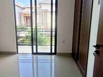 JUAL RUMAH SIAP HUNI JLN PADANG LUWIH DALUNG DEKAT GATOT SUBROTO BARAT