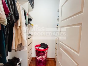 VENDE DEPARTAMENTO EDIFICIO VERSALLES, ANTOFAGASTA