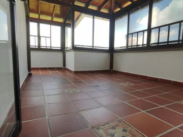 SE ARRIENDA APARTAMENTO CONDADO CAMPESTRE