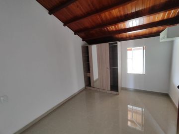 SE ARRIENDA APARTAMENTO CONDADO CAMPESTRE