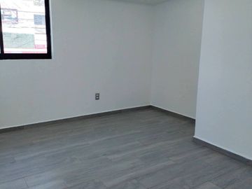 CASA EN RENTA IDEAL PARA OFICINAS O CONSULTORIO