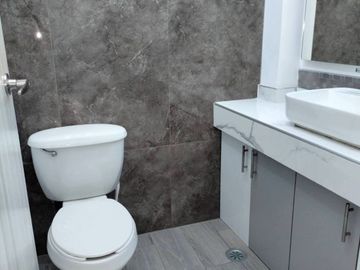 CASA EN RENTA IDEAL PARA OFICINAS O CONSULTORIO
