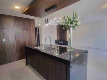 CASA EN VENTA CON HERMOSOS ACABADOS DE LUJO UBICADA EN LOMAS DE ANGELOPOLIS, PUEBLA CERCANA A ZONA COMERCIAL
