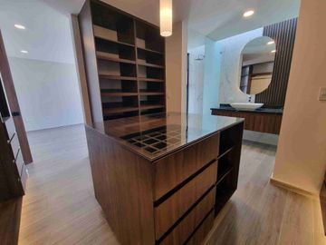 CASA EN VENTA CON HERMOSOS ACABADOS DE LUJO UBICADA EN LOMAS DE ANGELOPOLIS, PUEBLA CERCANA A ZONA COMERCIAL