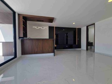 CASA EN VENTA CON HERMOSOS ACABADOS DE LUJO UBICADA EN LOMAS DE ANGELOPOLIS, PUEBLA CERCANA A ZONA COMERCIAL