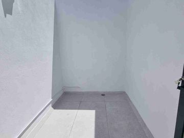 CASA EN VENTA CON HERMOSOS ACABADOS DE LUJO UBICADA EN LOMAS DE ANGELOPOLIS, PUEBLA CERCANA A ZONA COMERCIAL