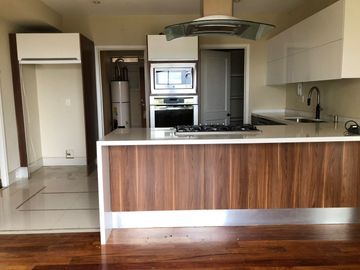 VENDO AMPLIO DEPARTAMENTO EXCELENTE MANTENIMIENTO EN PALMETTO 32