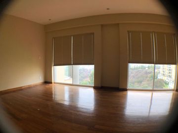 VENDO AMPLIO DEPARTAMENTO EXCELENTE MANTENIMIENTO EN PALMETTO 32