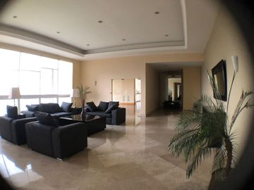 VENDO AMPLIO DEPARTAMENTO EXCELENTE MANTENIMIENTO EN PALMETTO 32