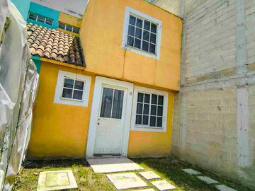 EXCELENTE CASA EN SAN DIEGO LINARES