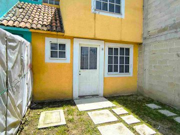 EXCELENTE CASA EN SAN DIEGO LINARES