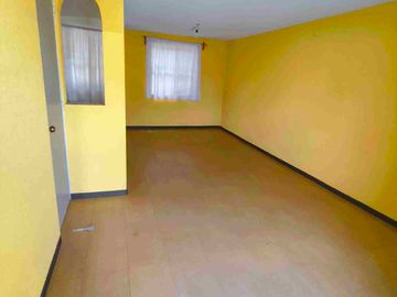 EXCELENTE CASA EN SAN DIEGO LINARES