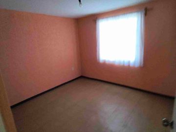 EXCELENTE CASA EN SAN DIEGO LINARES