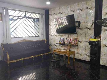 🏡 CASA DE 2 PISOS EN VENTA – SAN MARTÍN DE PORRES