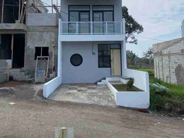 BISA KPR RUMAH CIMAHI CIHANJUANG VIEW BANDUNG RAYA BERKABUT DEKAT TOL PASTEUR