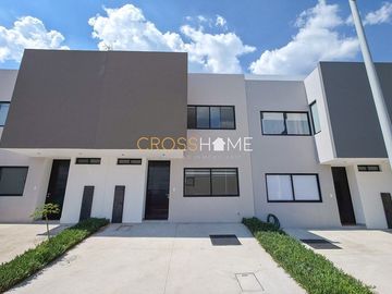 Casa en venta para personalizar en Kova, Zákia