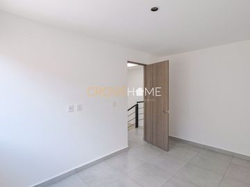 Casa en venta para personalizar en Kova, Zákia