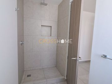 Casa en venta para personalizar en Kova, Zákia