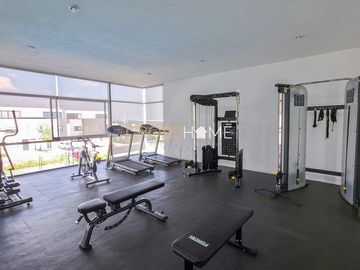 Casa en venta para personalizar en Kova, Zákia