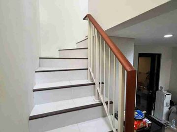Free Furnish & Elektronik Rumah Citraland Northwest lake 2 lantai