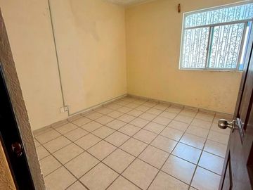 RENTA DE OFICINA O CONSULTORIO EN BRISAS DEL LAGO
