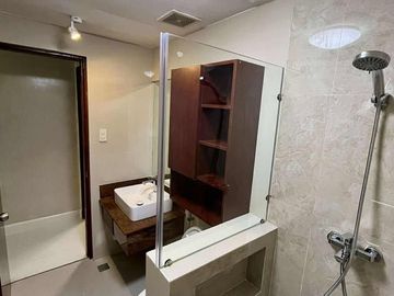 For Lease! 2 Bedroom + 2 Toilet & Bath at Bellagio, Taguig City