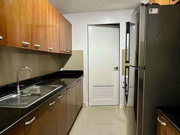For Lease! 2 Bedroom + 2 Toilet & Bath at Bellagio, Taguig City