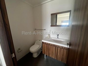 El Refugio - RENTA. Departamento amueblado con 1 recámara y amenidades