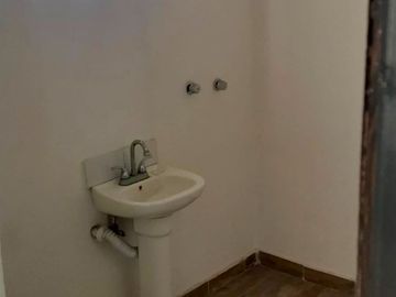 RENTA DE OFICINA O CONSULTORIO EXCELENTE UBICACION BLVD. HERMENEGILDO BUSTOS