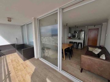 Arriendo departamento amoblado año corrido de 2 dormitorios con panorámica vista al mar en Las pimpinelas, Concón: