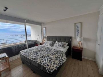 Arriendo departamento amoblado año corrido de 2 dormitorios con panorámica vista al mar en Las pimpinelas, Concón: