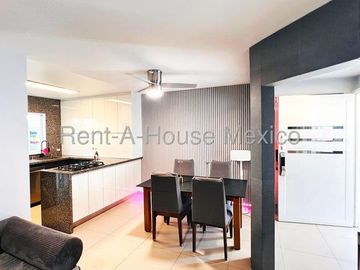 VENTA - Sonterra. Casa con amenidades, 2 recámaras, área de TV