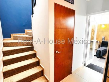 VENTA - Sonterra. Casa con amenidades, 2 recámaras, área de TV