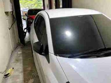 rumah 1,5 lantai siap huni 5 kamar
Pulogebang cakung