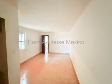 Desarrollo San Pablo. VENTA - Casa de una planta con 2 recámaras