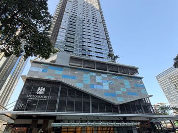 Last 2 Bedroom Rent to Own Condo For Sale in Uptown Ritz BGC Taguig across Uptown Mall