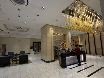 Last 2 Bedroom Rent to Own Condo For Sale in Uptown Ritz BGC Taguig across Uptown Mall