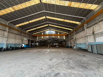 Dijual tanah dan bangunan bogor, jl Raya Citeureup KM Gunung Putri, Bogor, jawa barat