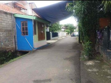 Rumah Dekat UNAS UNINDRA Politeknik akses mobil di Pasar Minggu