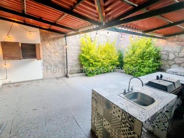 RENTA - Zibatá. Casa con amenidades, 3 recámaras, roof garden