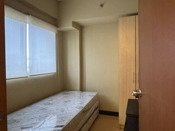 Fully Furnished 2-Bedroom Unit at Woodsville Viverde Mansions