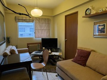 Fully Furnished 2-Bedroom Unit at Woodsville Viverde Mansions