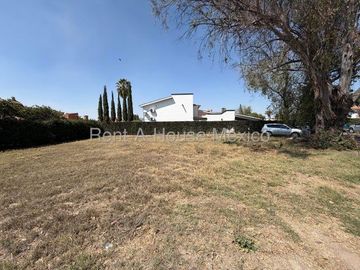 San Gil San Juan del Río. VENTA - Terreno habitacional de 742 metros con amenidades