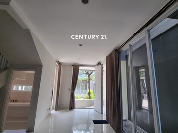 Dijual Rumah di Discovery Residences Bintaro Jaya Sektor 9.