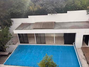 Renta PH de 3 dormitorios con vista en Cumbaya