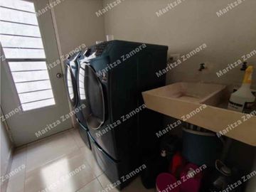 Venta de casa en Cumbres Samsara sector Bellini, Garcia NL