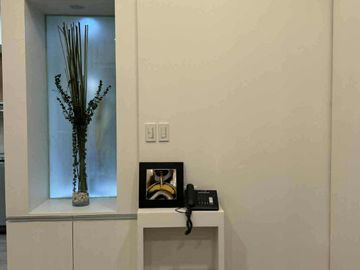 Studio condominium unit in The St. Francis Shangri-La Place for rent