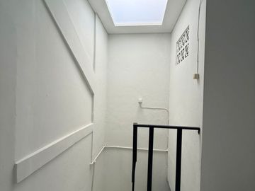 P LK Dijual Cepat Rumah 6X15 Siap Huni di Cengkareng Indah