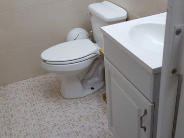 RENTA DEPARTAMENTO AMUEBLADO ATRÁS GALERIAS PERINORTE, CUAUTITLAN IZCALLI